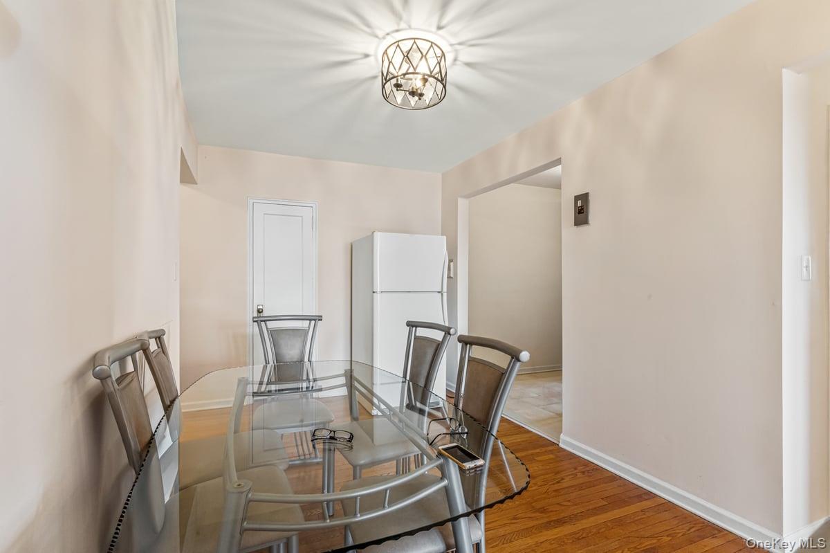 4035 Ithaca Street 5D