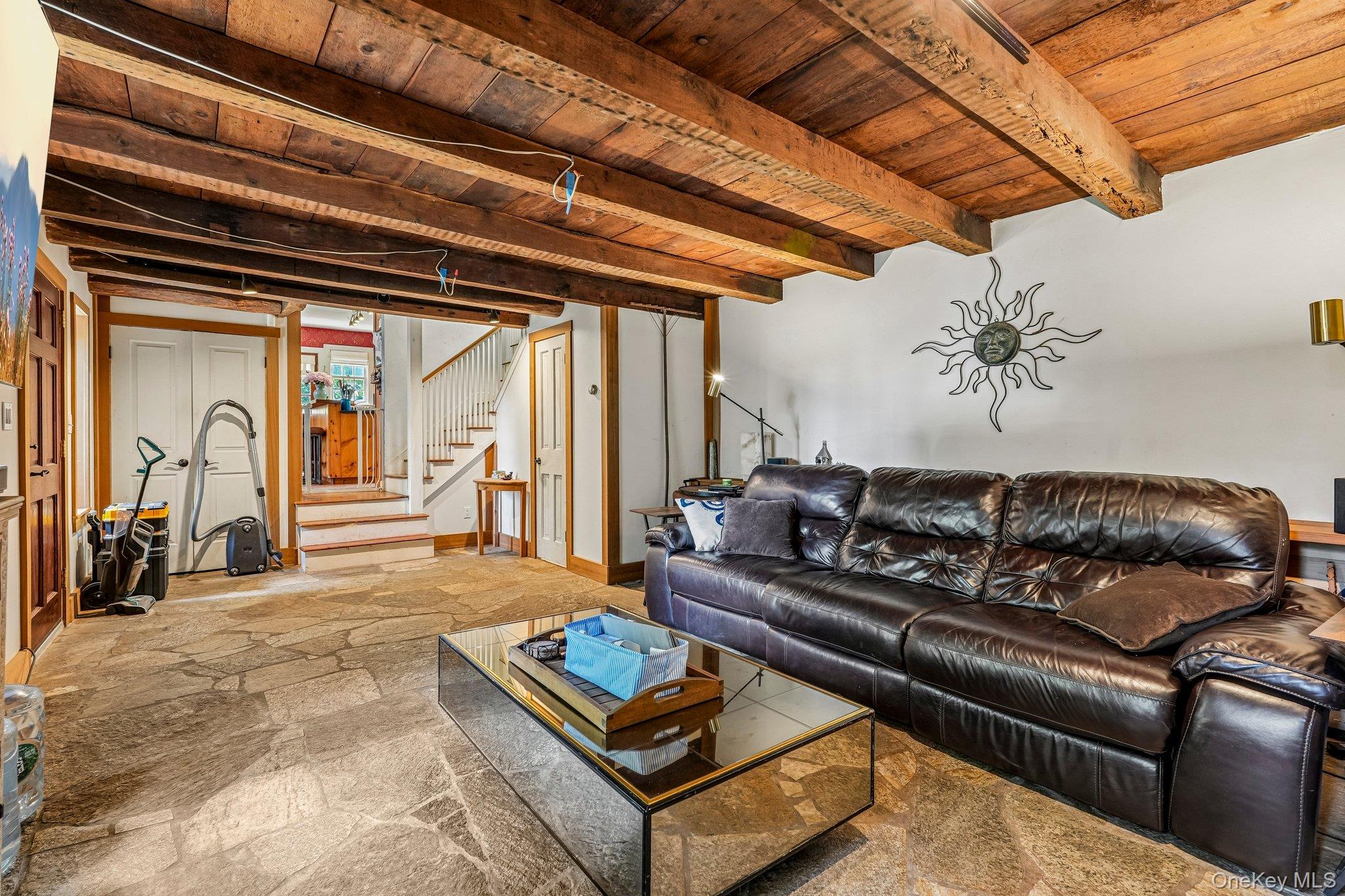 456 Saddle River Road