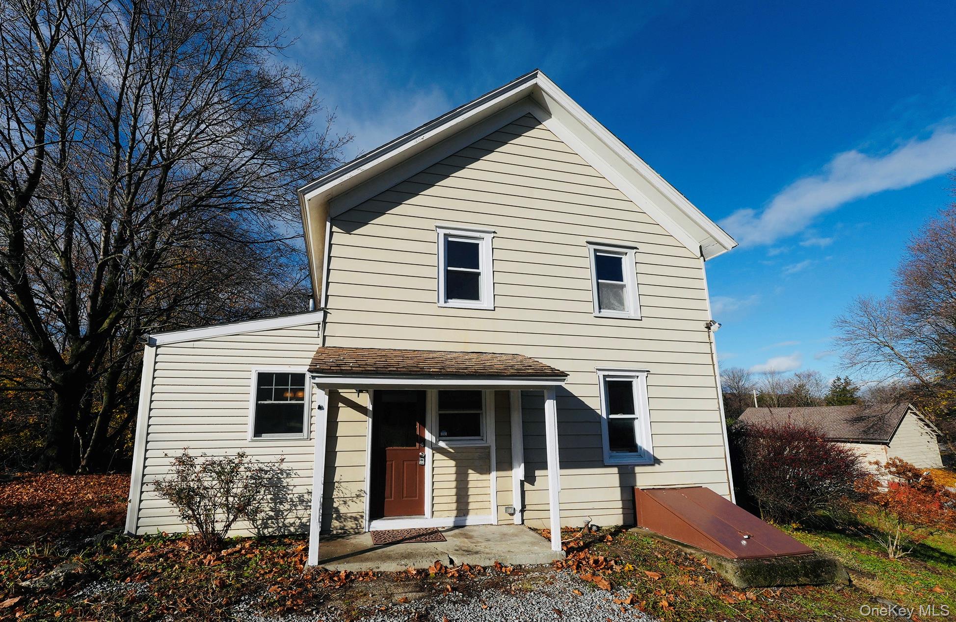 Hyde Park, New York 12538, United States, 4 Bedrooms Bedrooms, ,2 BathroomsBathrooms,Residential,Active,245583