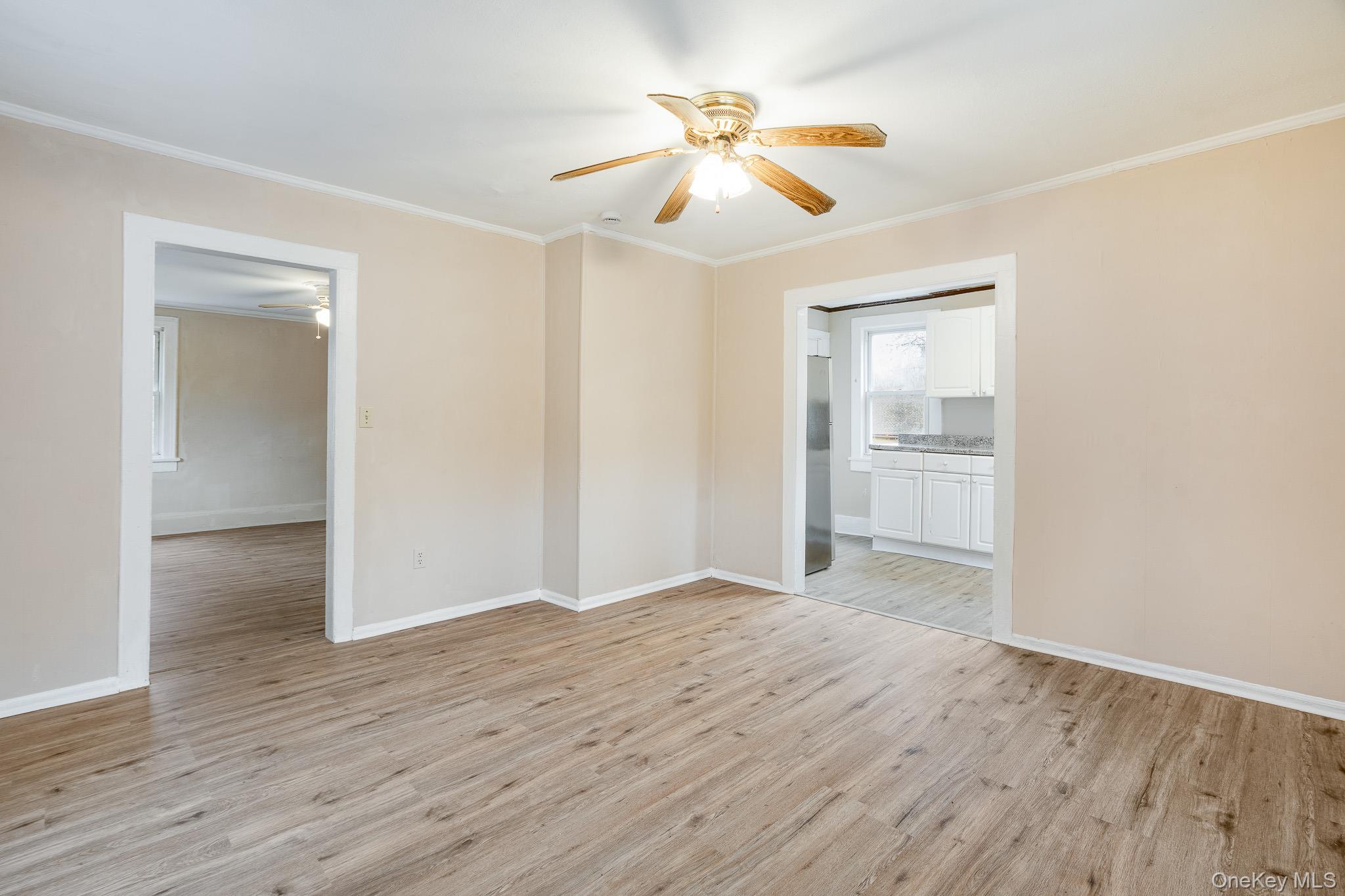 Hyde Park, New York 12538, United States, 4 Bedrooms Bedrooms, ,2 BathroomsBathrooms,Residential,Active,245583