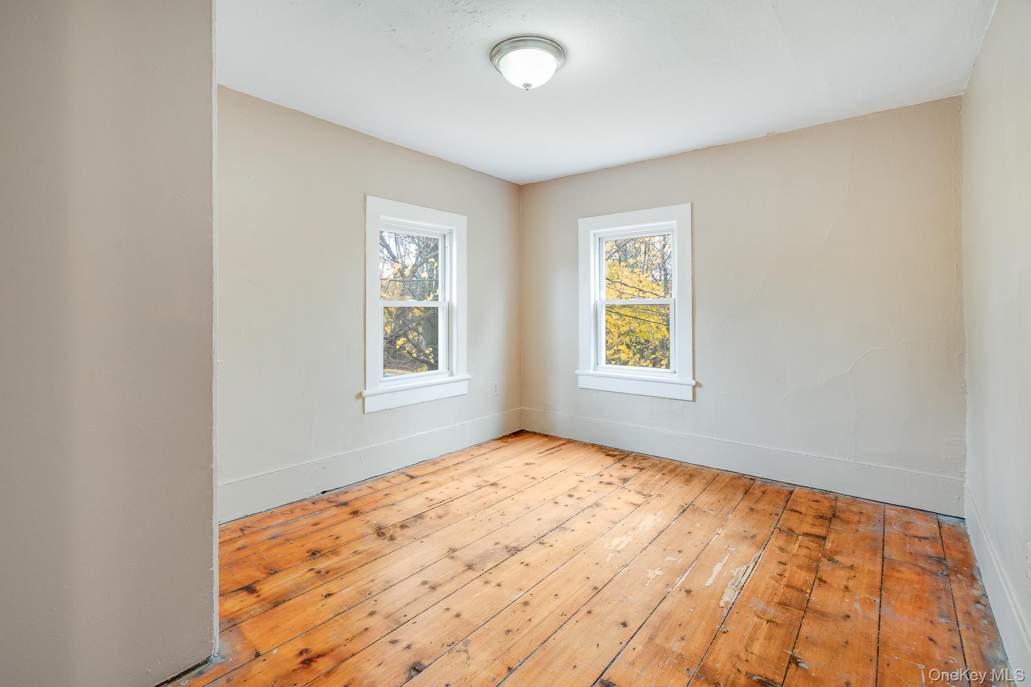 Hyde Park, New York 12538, United States, 4 Bedrooms Bedrooms, ,2 BathroomsBathrooms,Residential,Active,245583