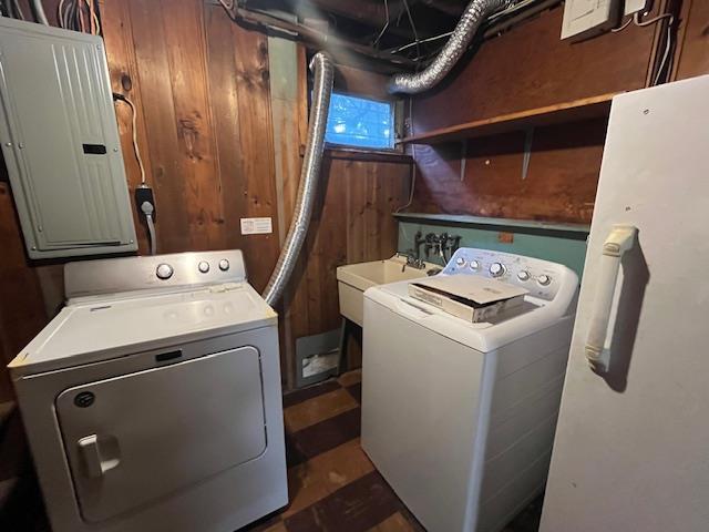 424 Green Avenue, East Meadow, New York image 22