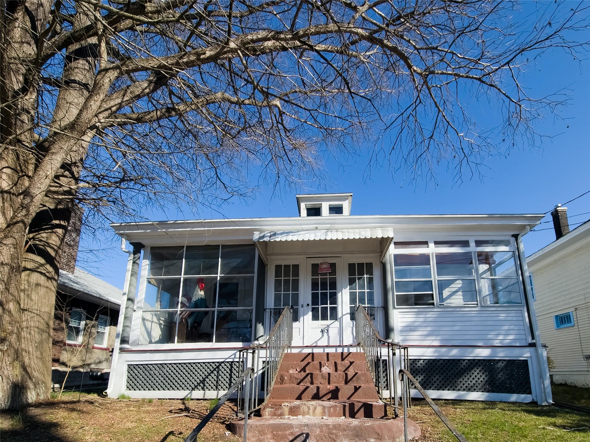 40 Fairview Avenue, Hudson, New York image 2