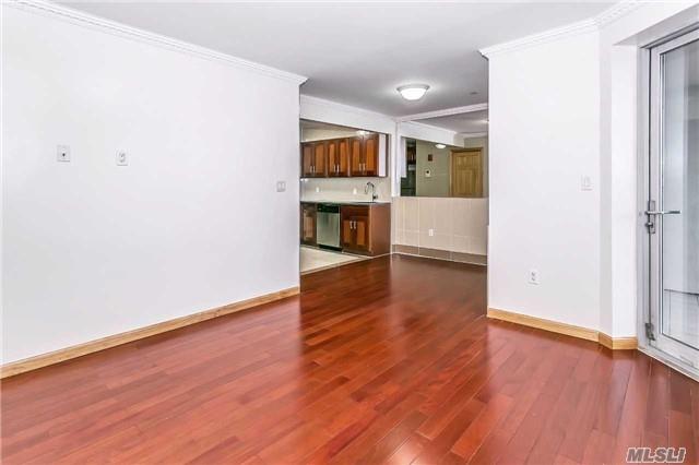37-20 Prince Street #9C, Flushing, New York image 4