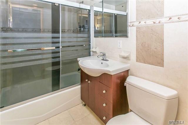 37-20 Prince Street #9C, Flushing, New York image 9