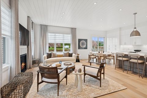 8 Magnolia Drive 2A Water Mill NY 11976