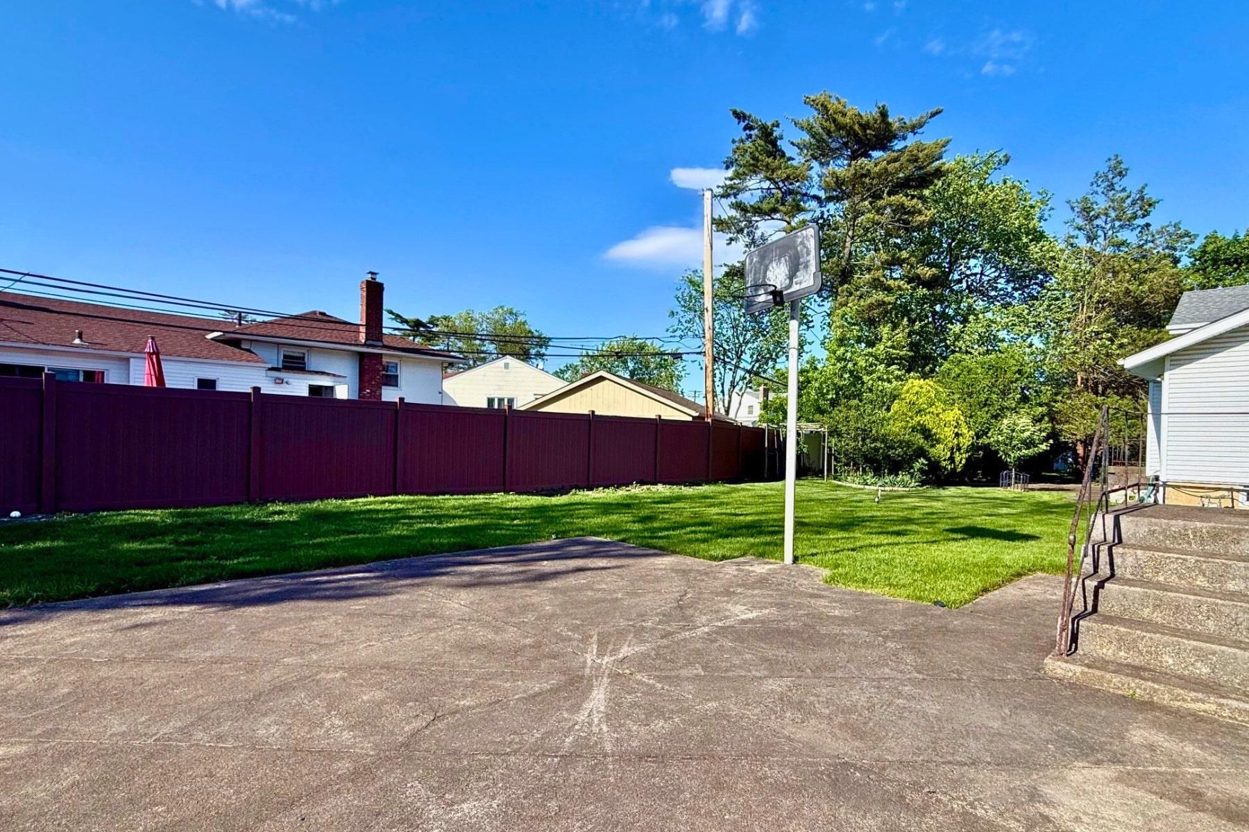930 Jewel Drive, Valley Stream, New York image 20