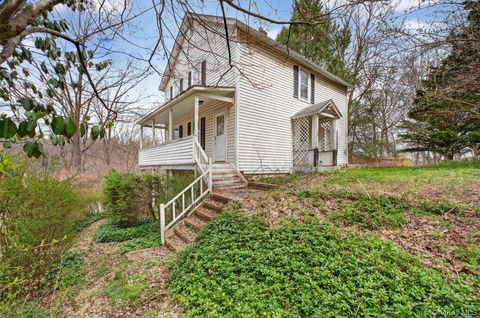 Homes For Sale - 16 Hamilton Road<br/> Wappingers Falls, NY 12590