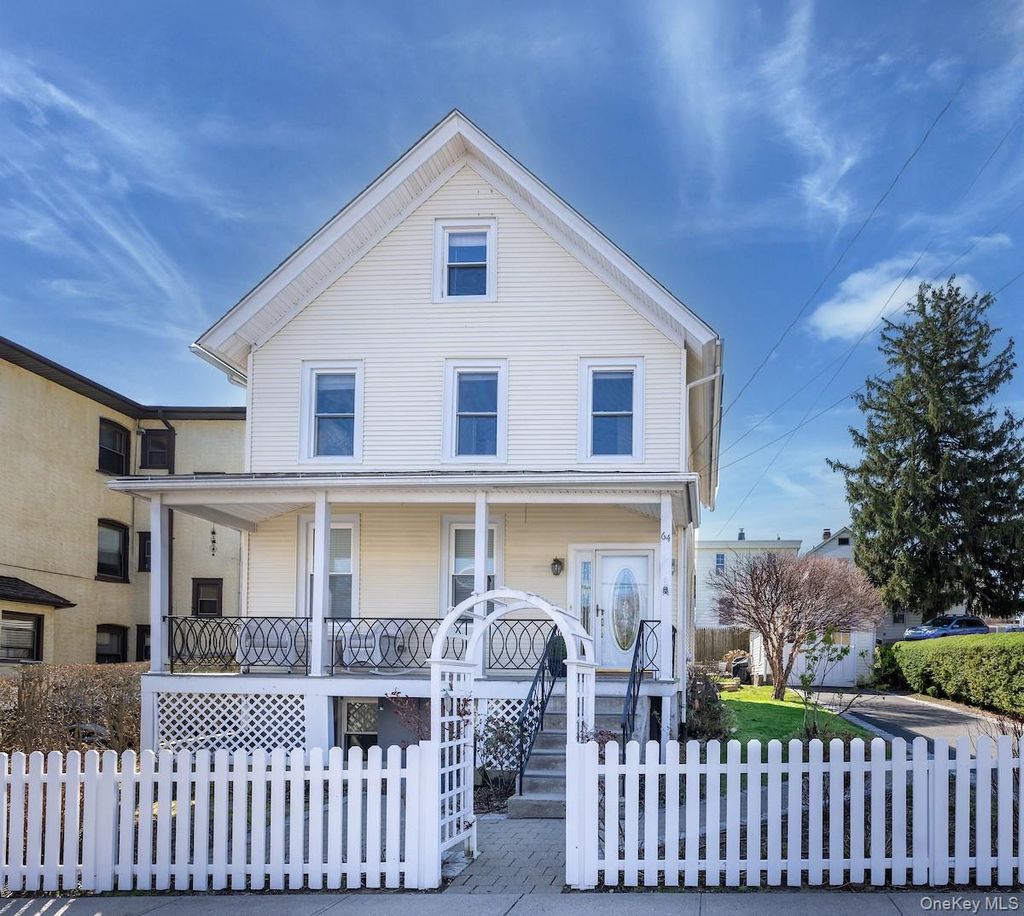 Photo of 64 Maple Street, Dobbs Ferry, NY 10522 (MLS # 983834)