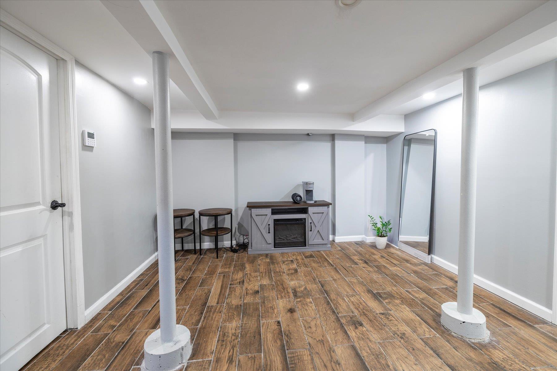 10 Woodland Road, Valley Stream, New York image 21