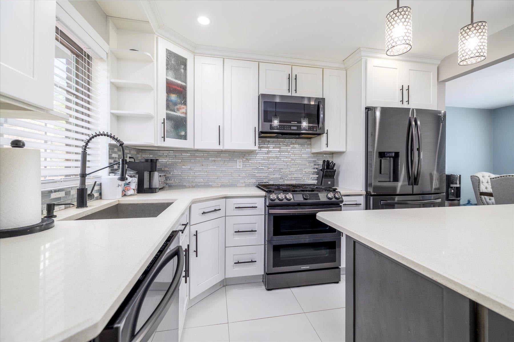 10 Woodland Road, Valley Stream, New York image 9