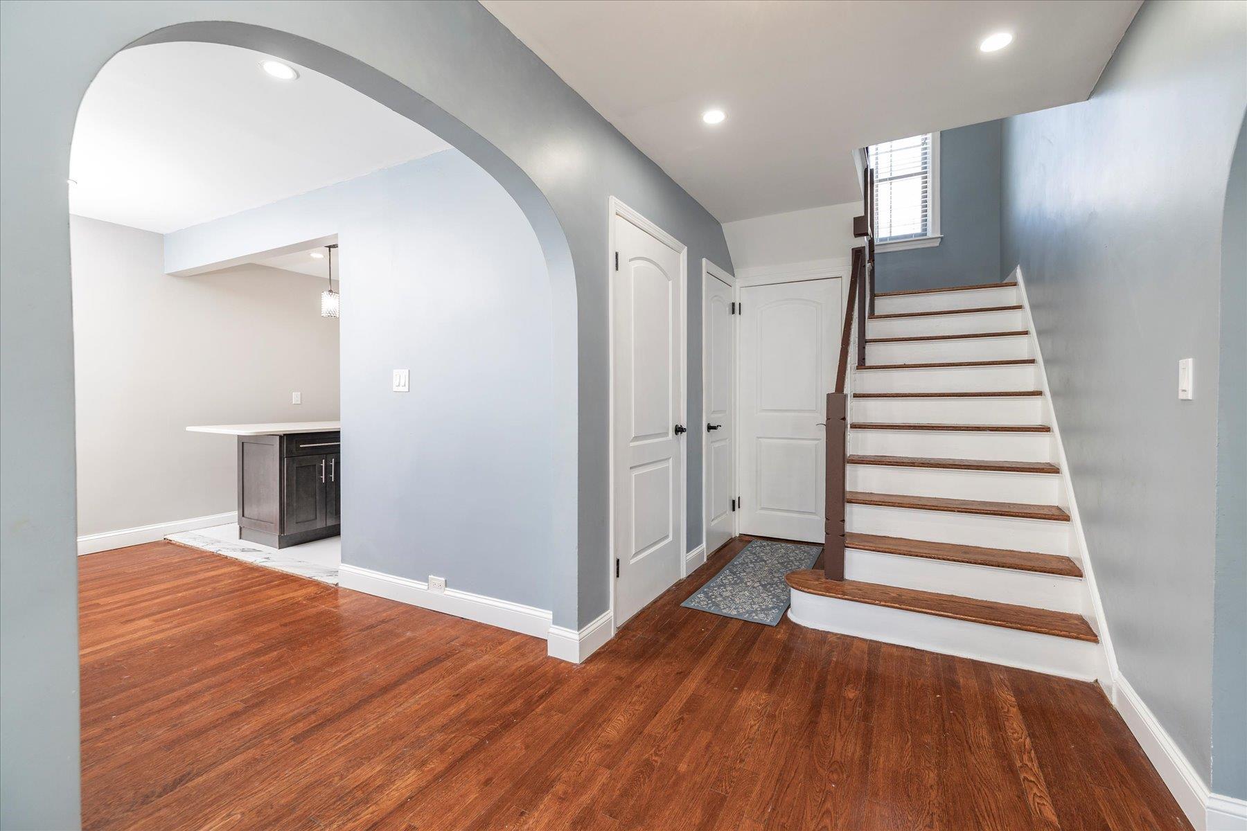 10 Woodland Road