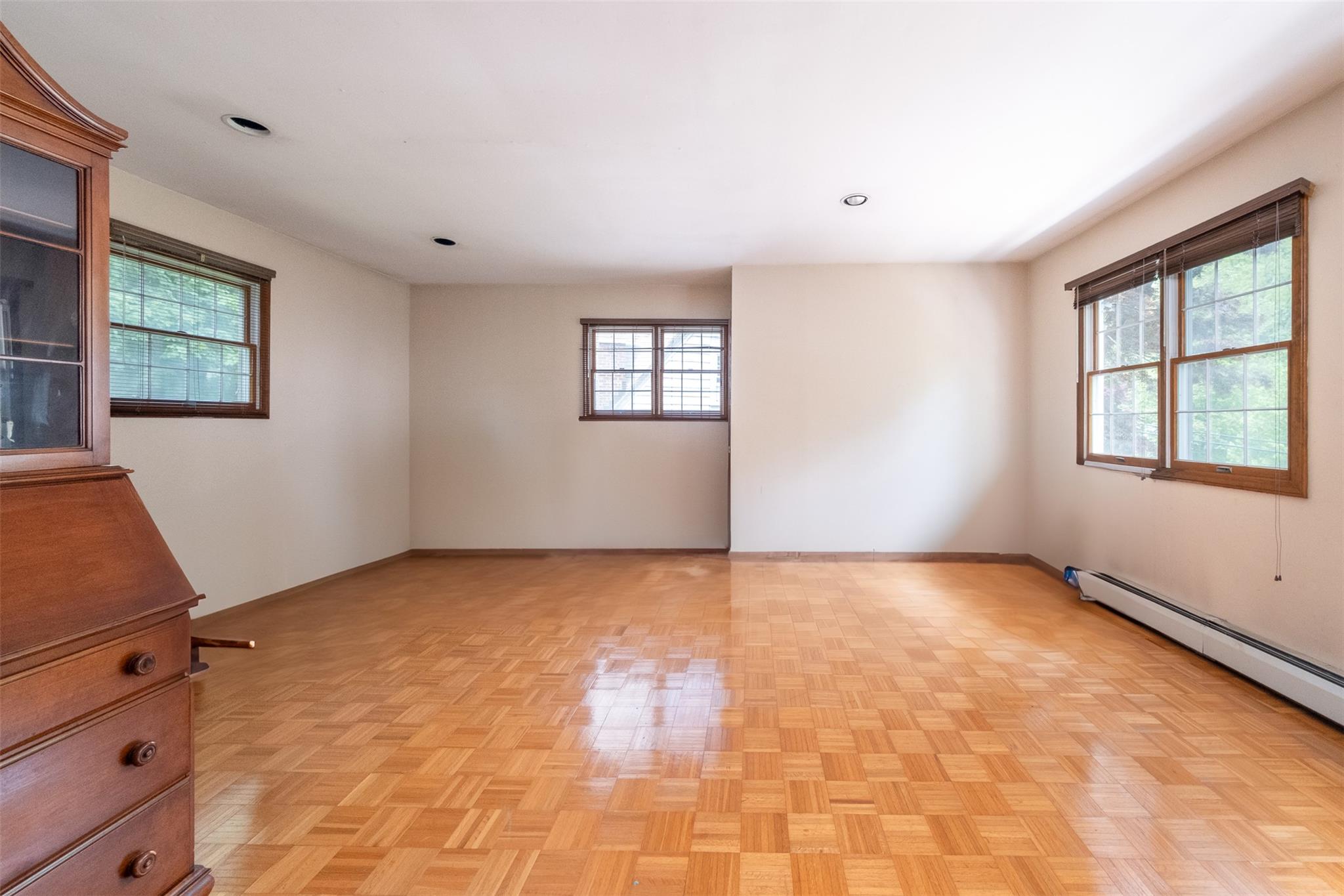 19 Reynal Road, White Plains, New York image 12