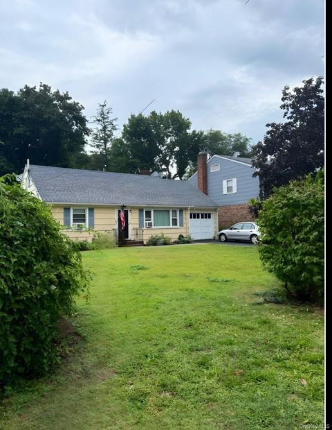 18 Downing Avenue Sea Cliff NY 11579