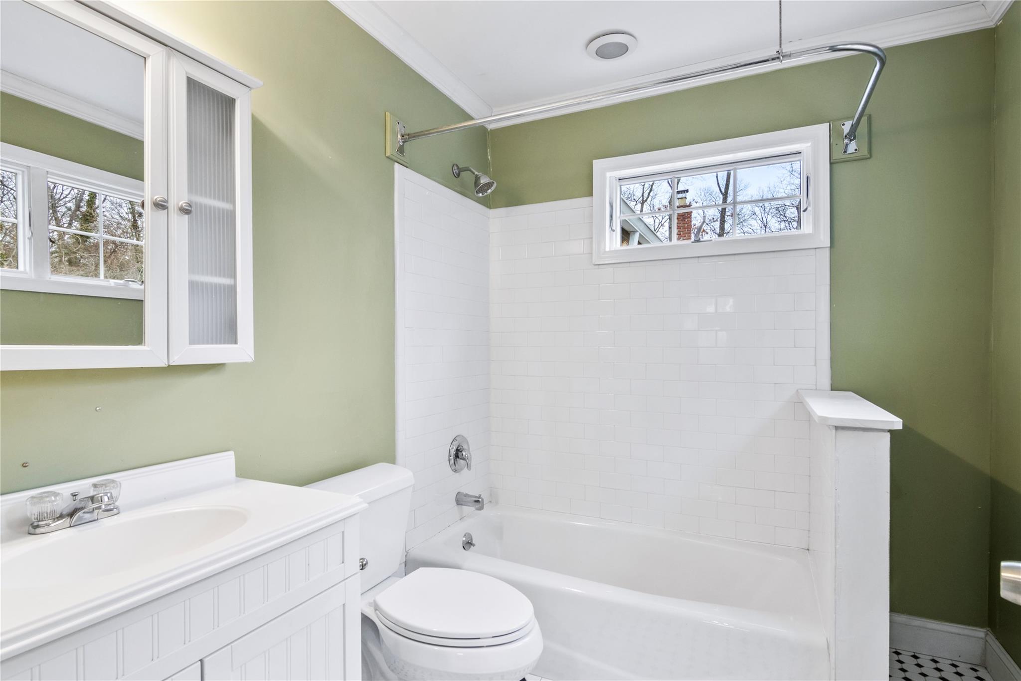 1 Wendy Court, Mount Sinai, New York image 20