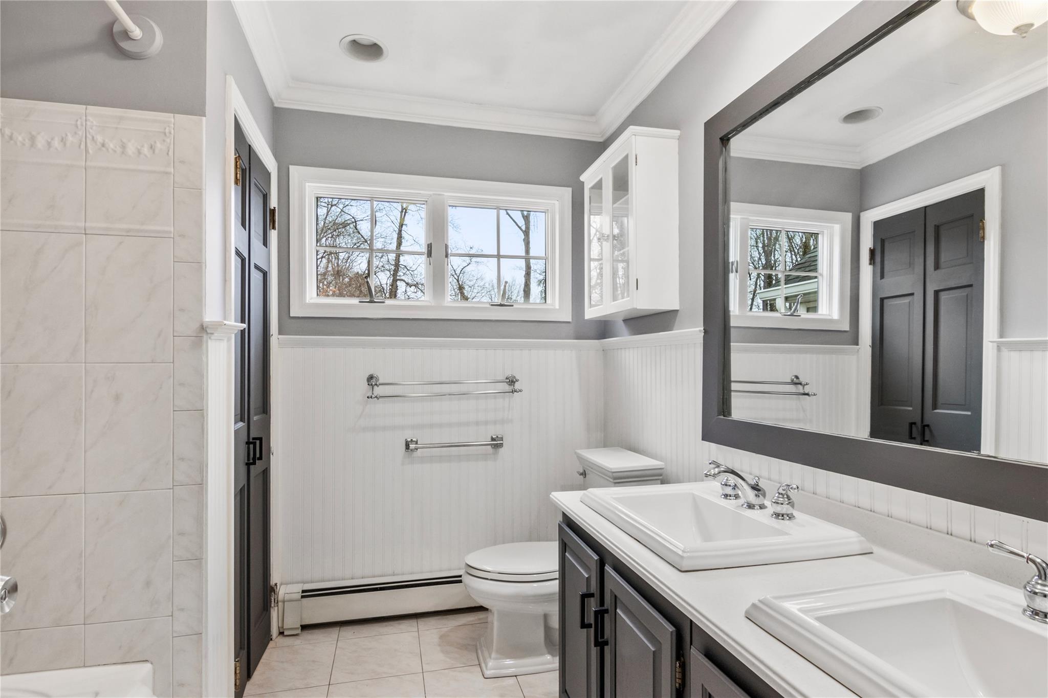 1 Wendy Court, Mount Sinai, New York image 17