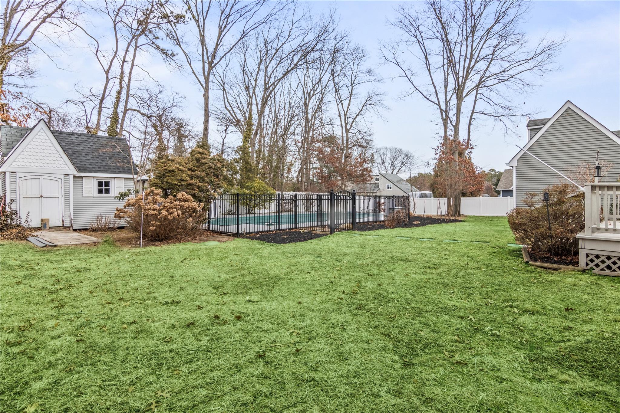 1 Wendy Court, Mount Sinai, New York image 27