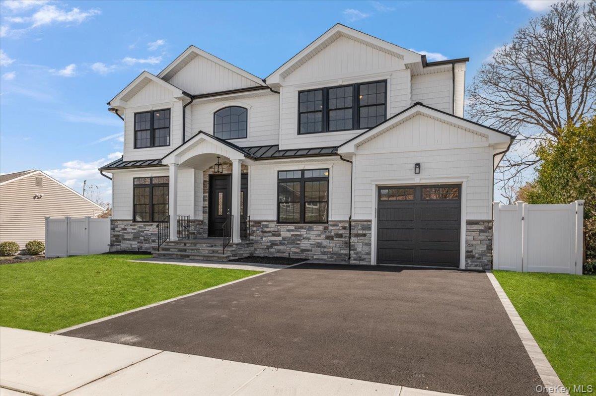 31 Cedar Drive E