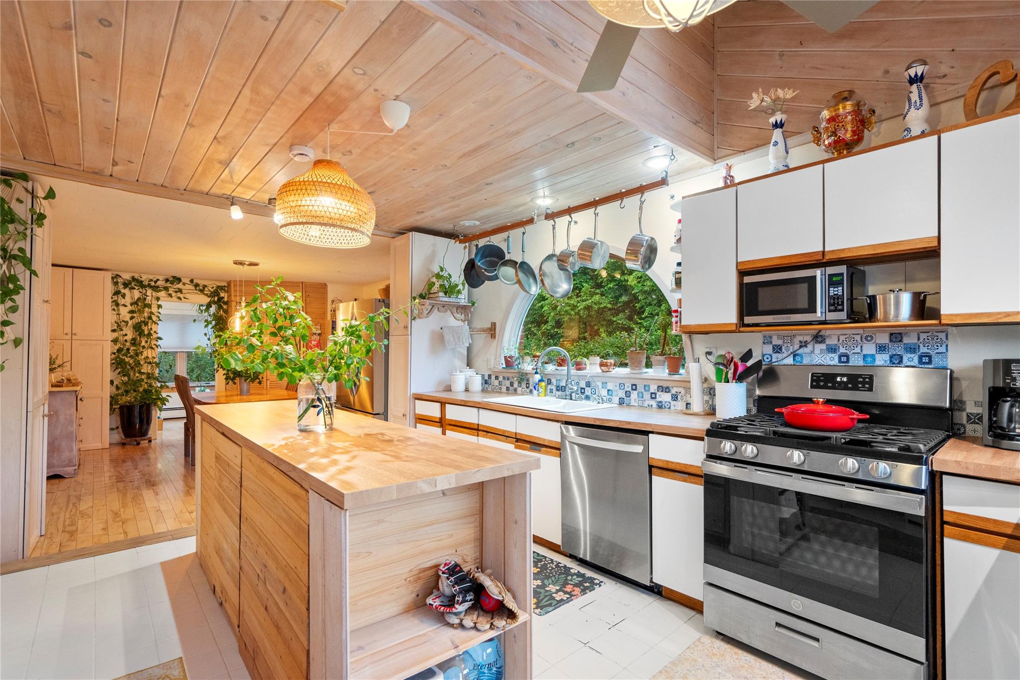 259 Foster Avenue, Sayville, New York image 4