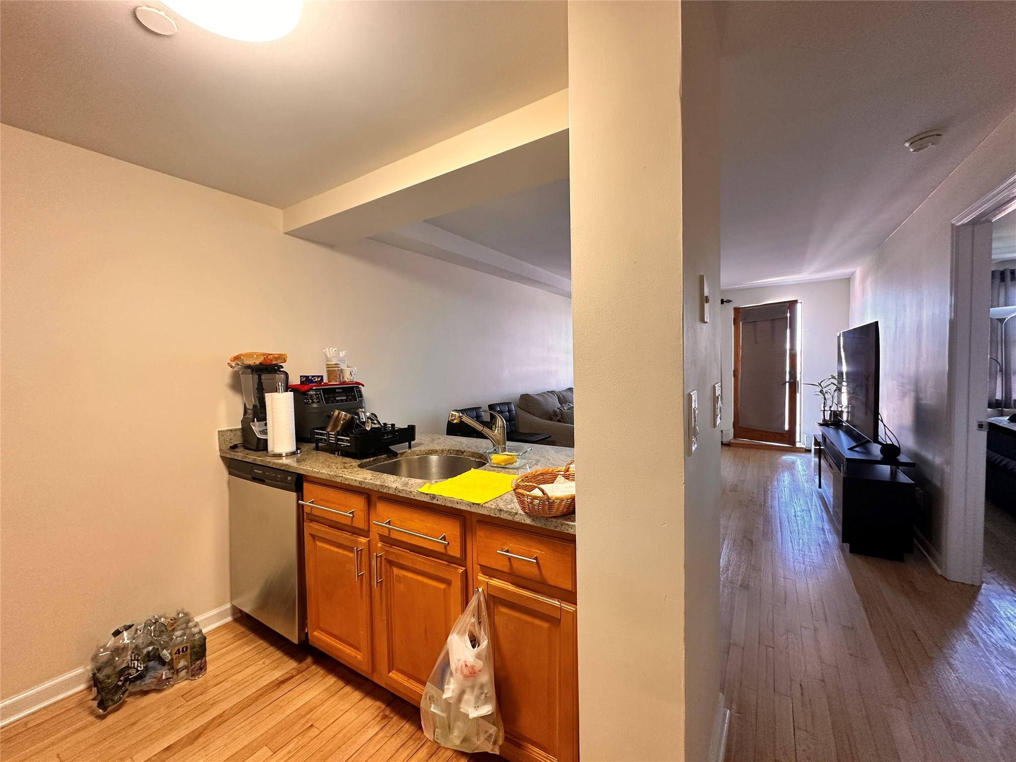 35-38 Junction Boulevard #6C, Jackson Heights, New York image 7