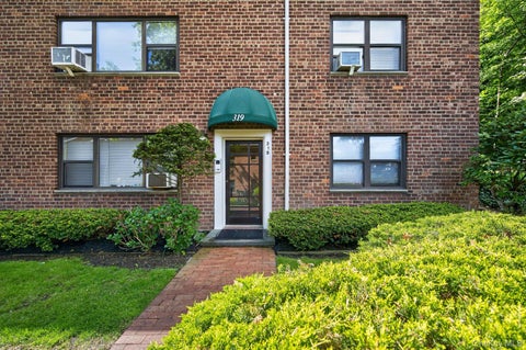 Other For Rent - 319 Main Street #B<br/> Roslyn, NY 11576