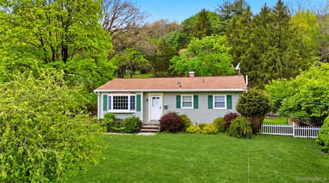 Homes For Sale - 39 Woodside Drive<br/> Warwick, NY 10990