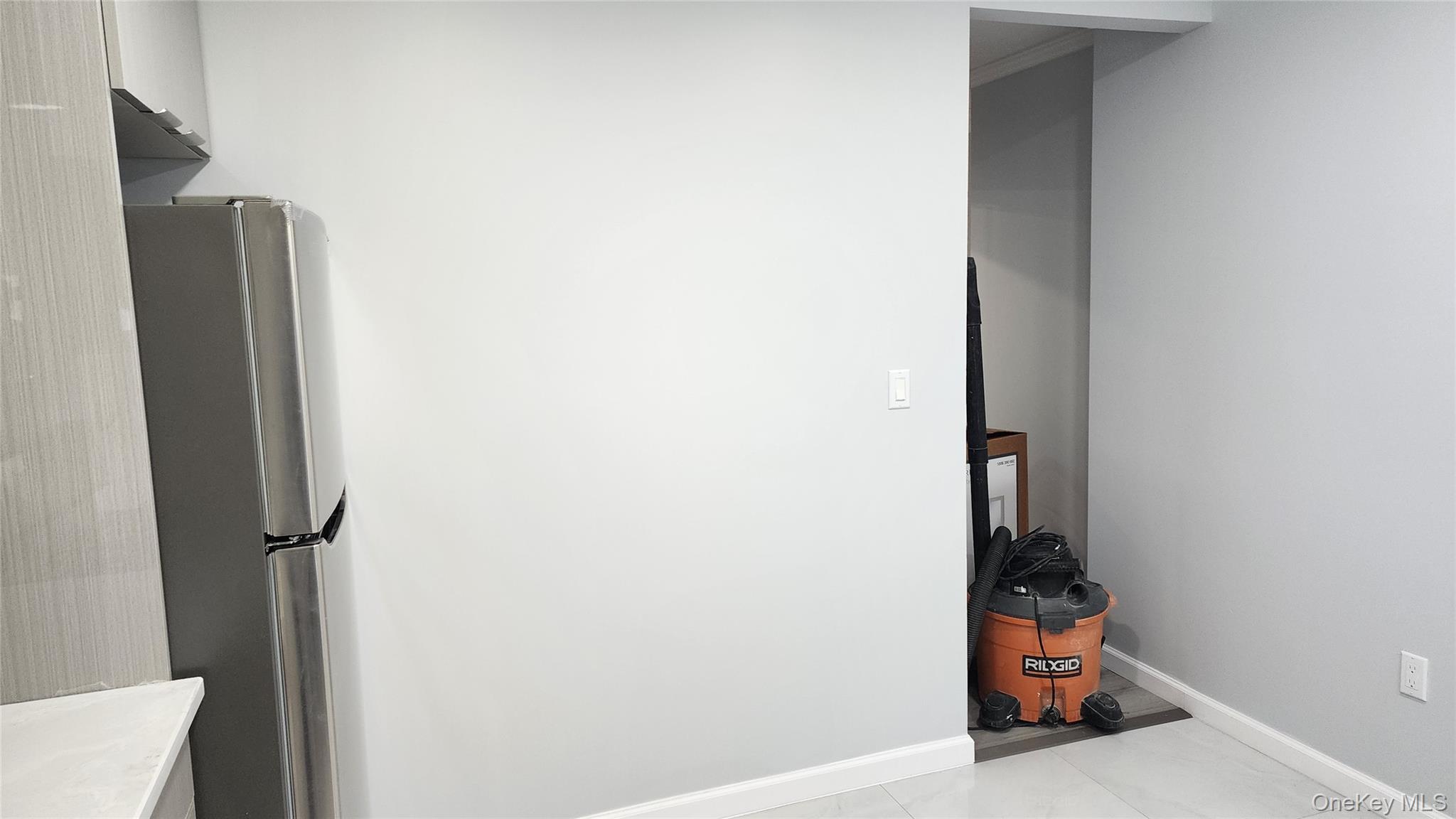 Glen Cove, New York 11542, United States, 3 Bedrooms Bedrooms, ,3 BathroomsBathrooms,Residential,Active,239313