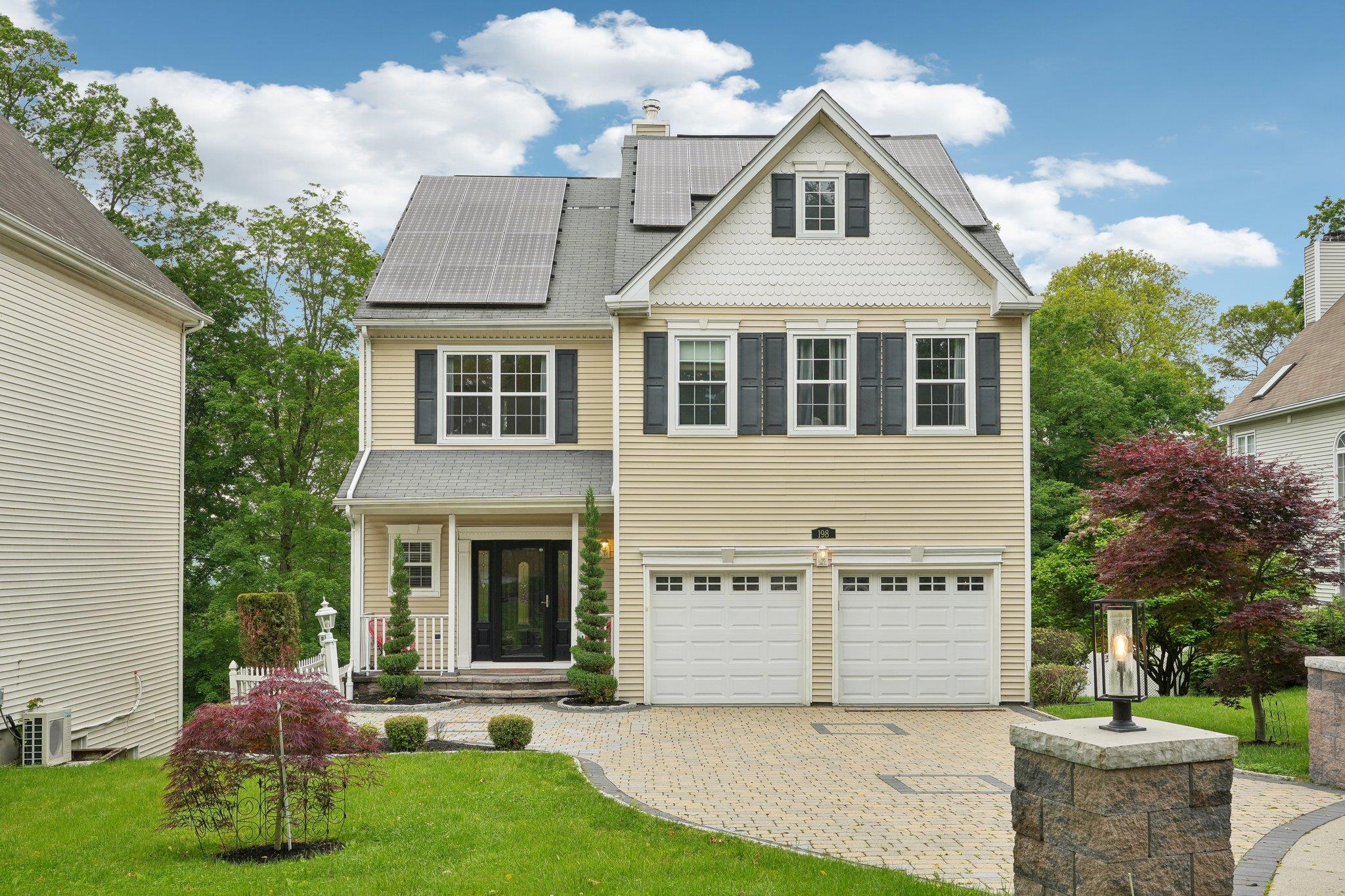 198 Benefield Lane 198 Benefield Lane Boulevard, Peekskill, New York image 1