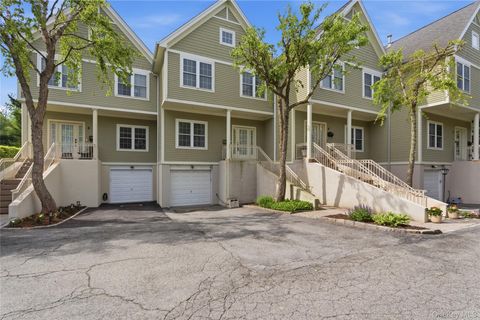 Condo For Sale - 83 Kings Highway #7<br/> New Rochelle, NY 10801