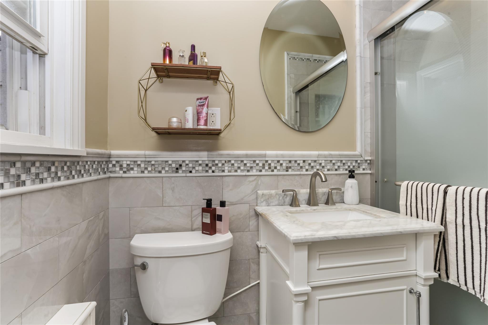 8 Eisenhower Drive, Yonkers, New York image 22