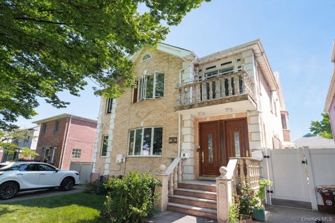 Multifamily For Rent - 69-73 185th Street #2FL<br/> Fresh Meadows, NY 11365