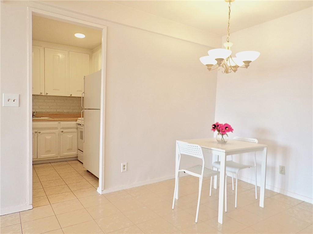 415 Gramatan Avenue 3E
