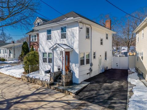 50 Acorn Terrace New Rochelle NY 10801