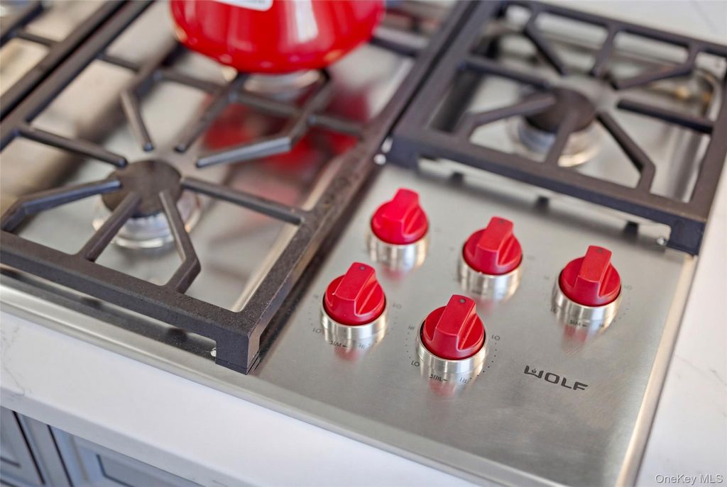 Photo of 10 Weldon Lane, Farmingville, NY 11738 (MLS # 975606)