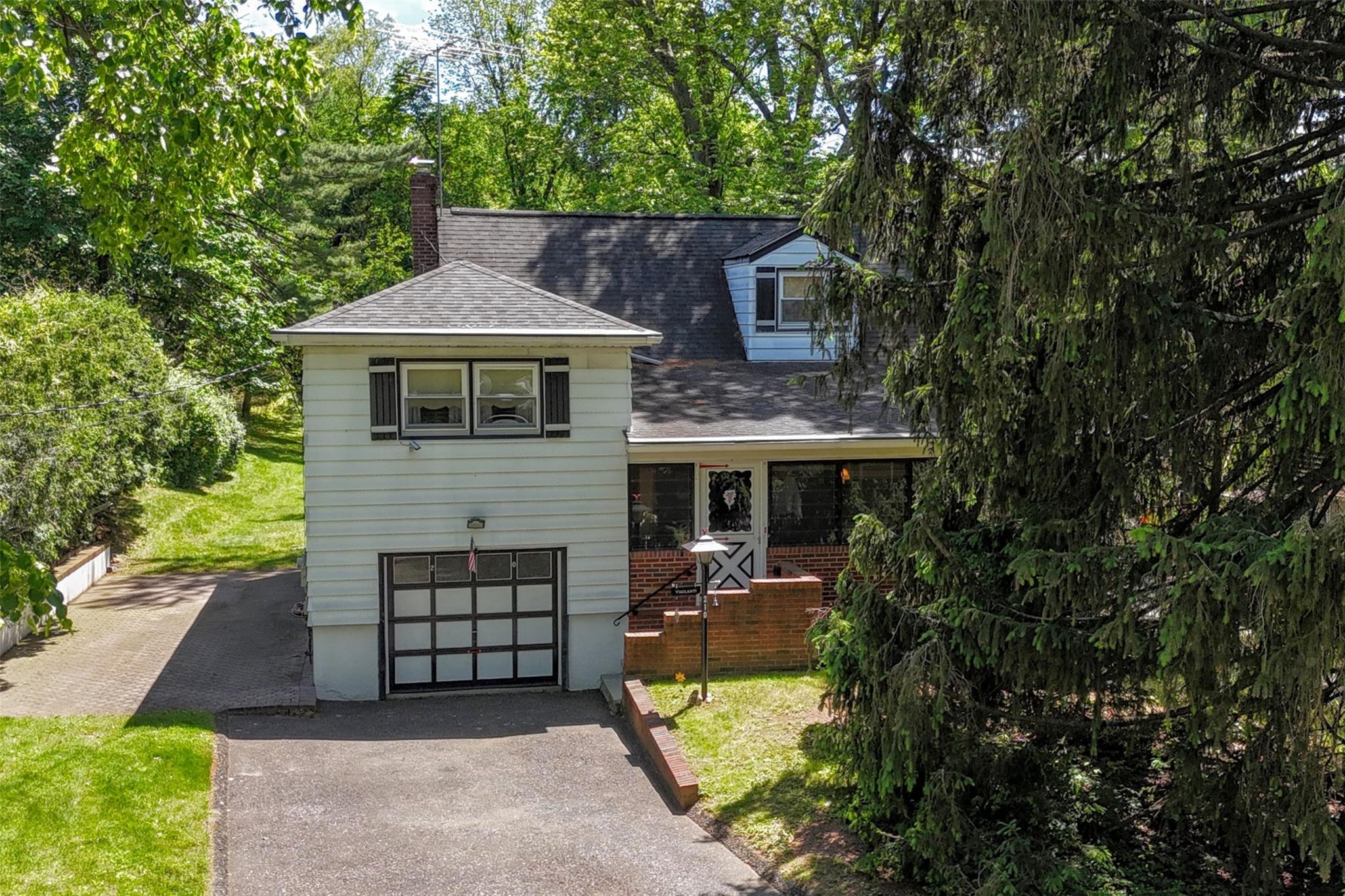 210 Rockland Road, Pearl River, New York image 12