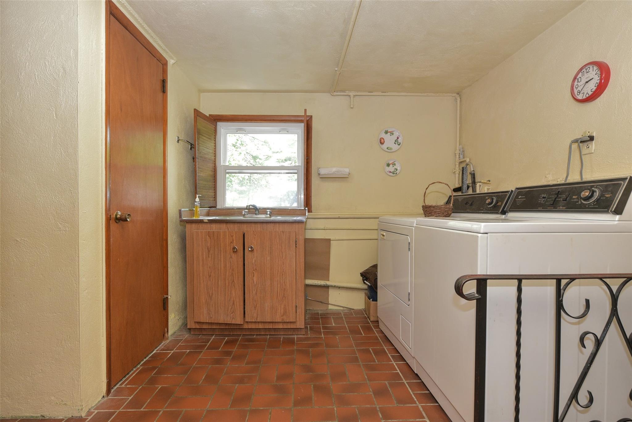 210 Rockland Road, Pearl River, New York image 25