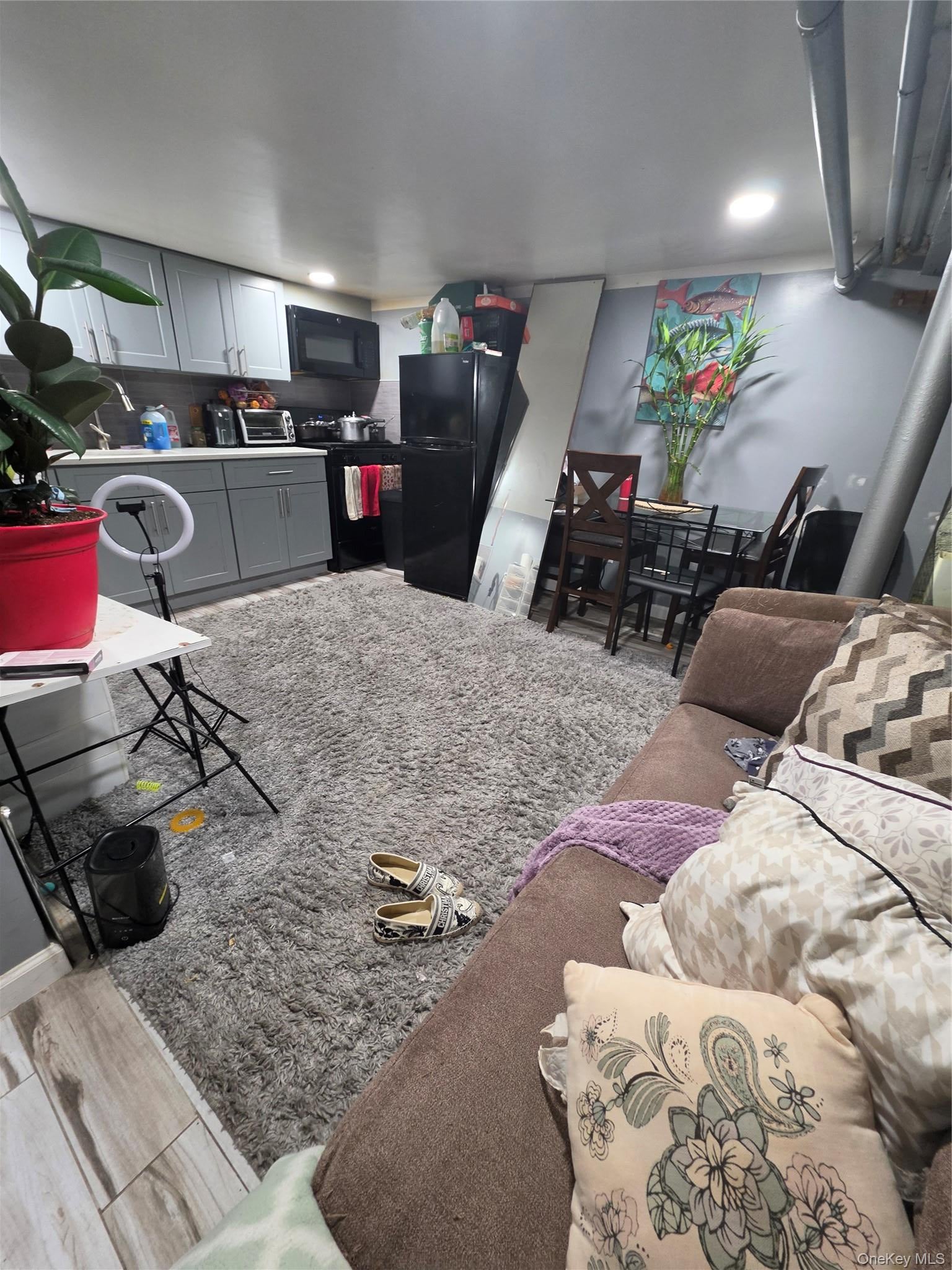 467 Atkins Avenue - Photo 4