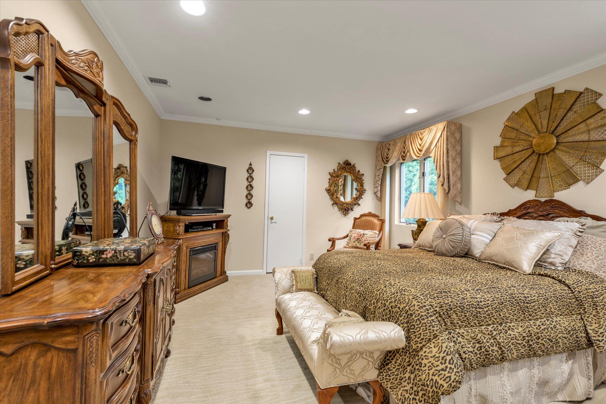 1603 Cynthia Court, Hewlett, New York image 12
