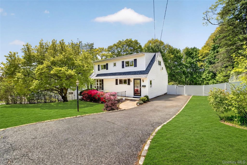 Photo of 29 Newkirk Road, Yonkers, NY 10710 (MLS # 995099)