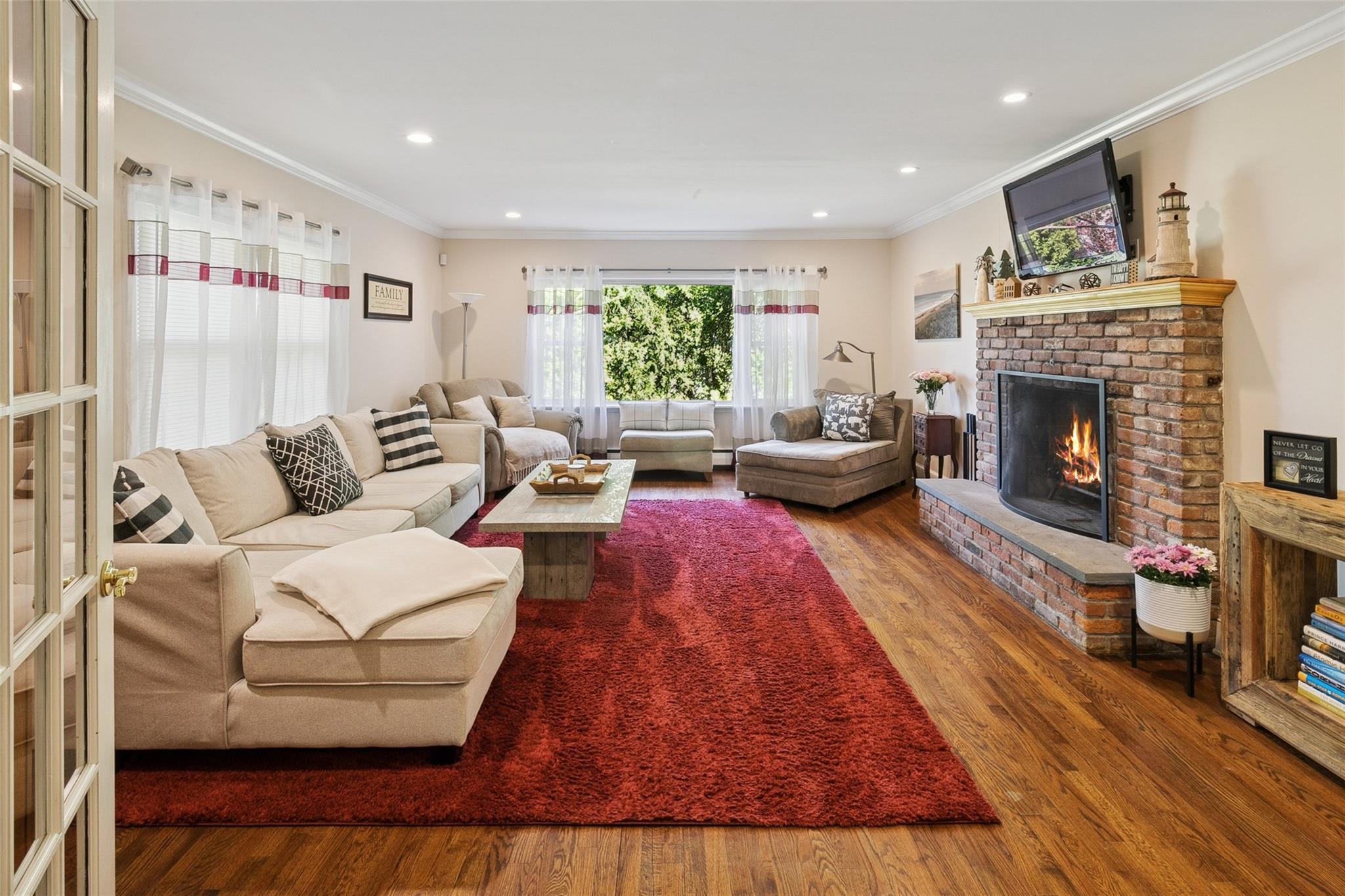 22 Washington Drive Dr, Centerport, New York image 26