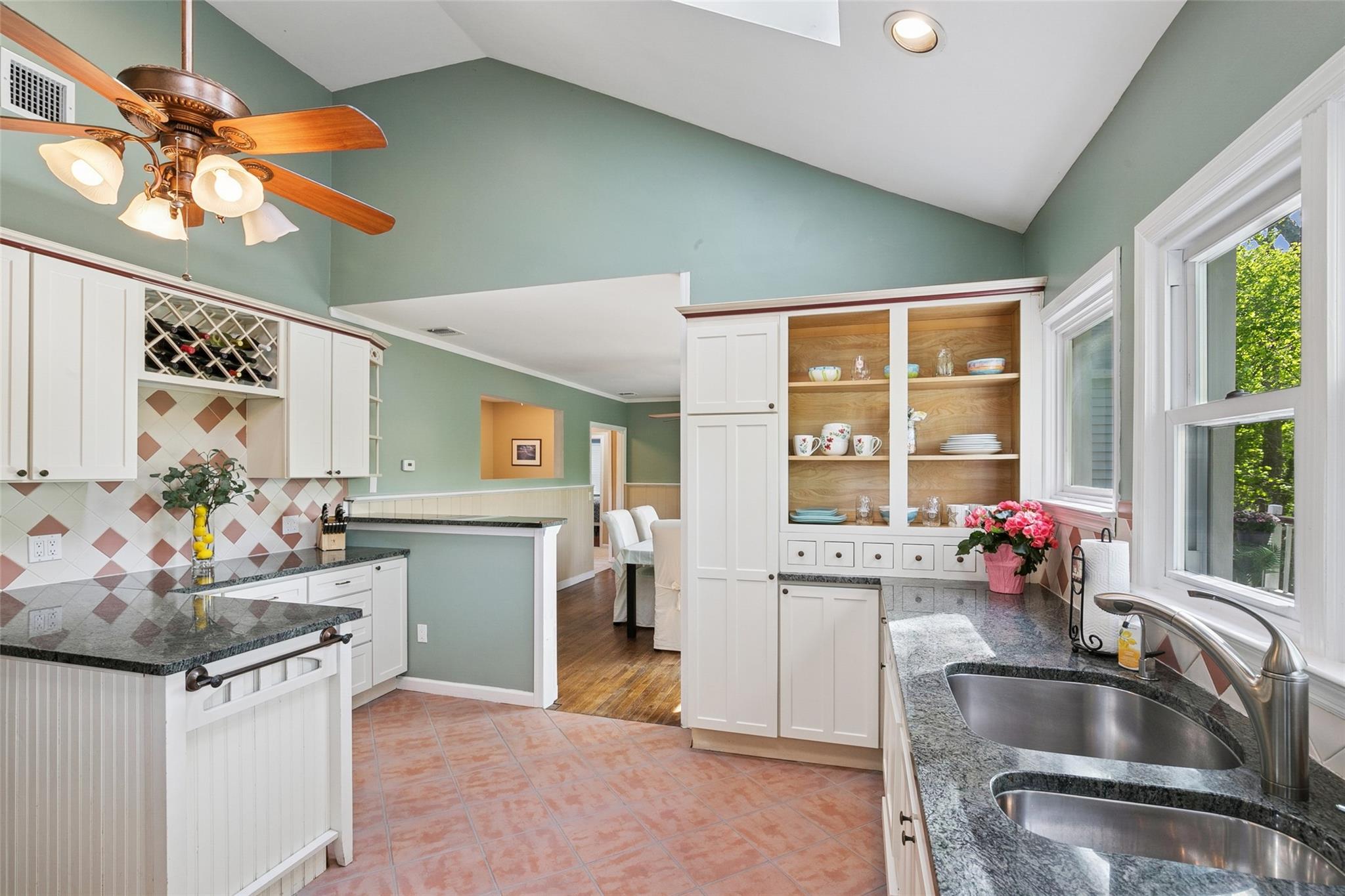 22 Washington Drive Dr, Centerport, New York image 20