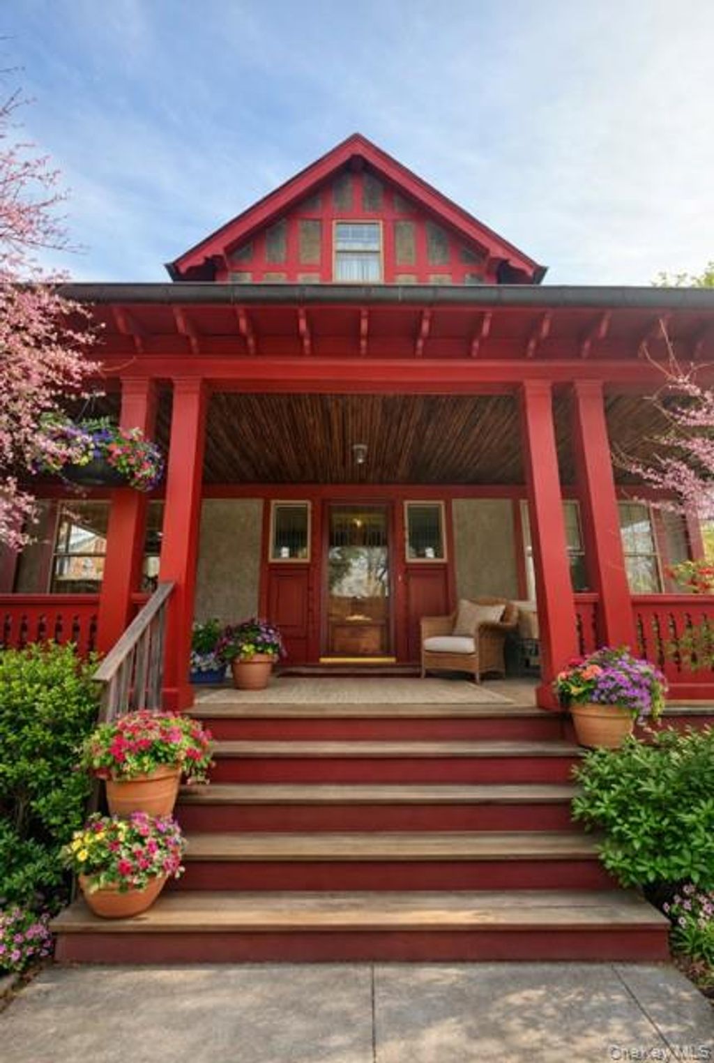 Photo of 34 Winnebago Road, Yonkers, NY 10710 (MLS # 985480)