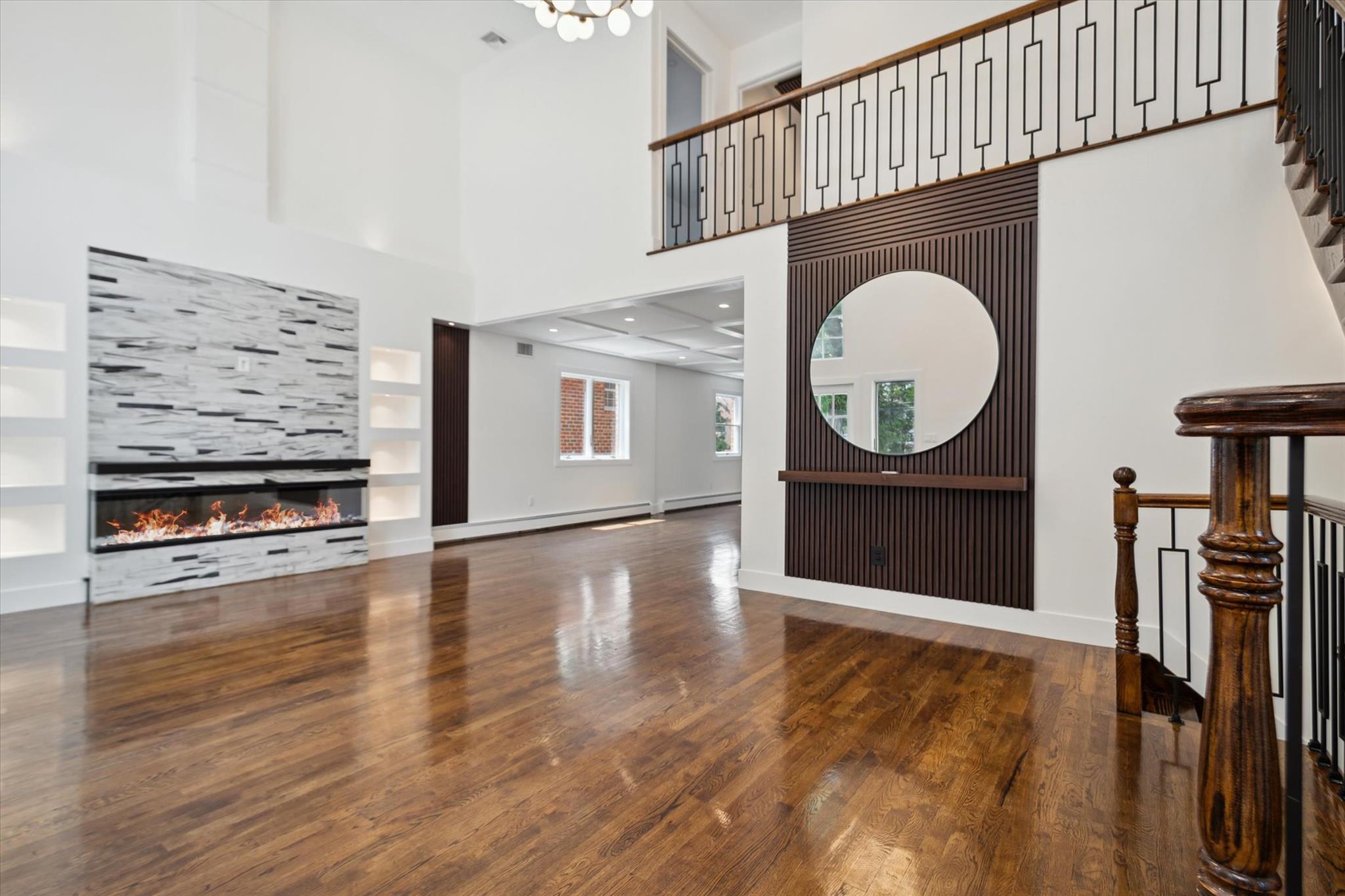 86-18 Sutro Street