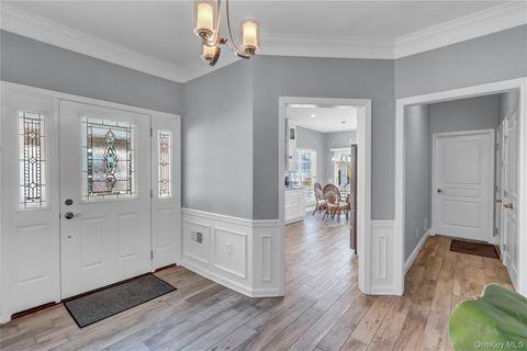 Homes For Sale - 46 Louden Loop<br/> Mount Sinai, NY 11766