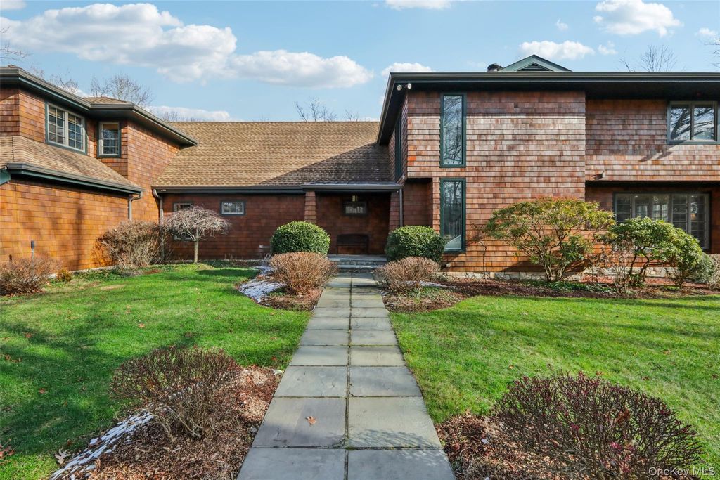 Photo of 27 Cat Ridge Road, North Salem, NY 10560 (MLS # 941096)