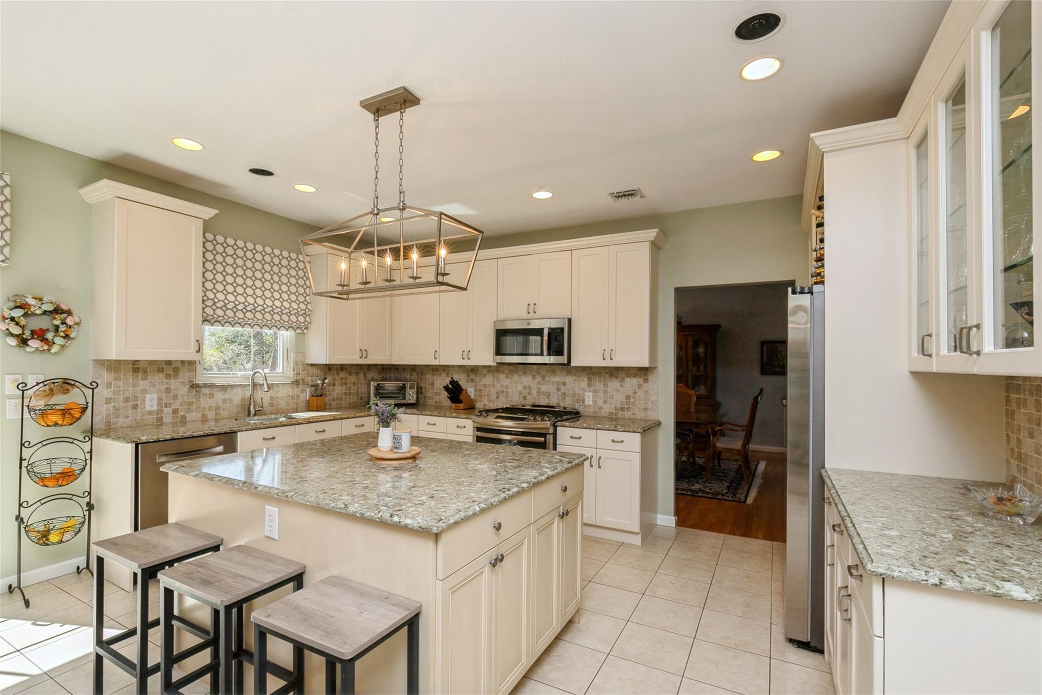4 Sipala Court, East Northport, New York image 8