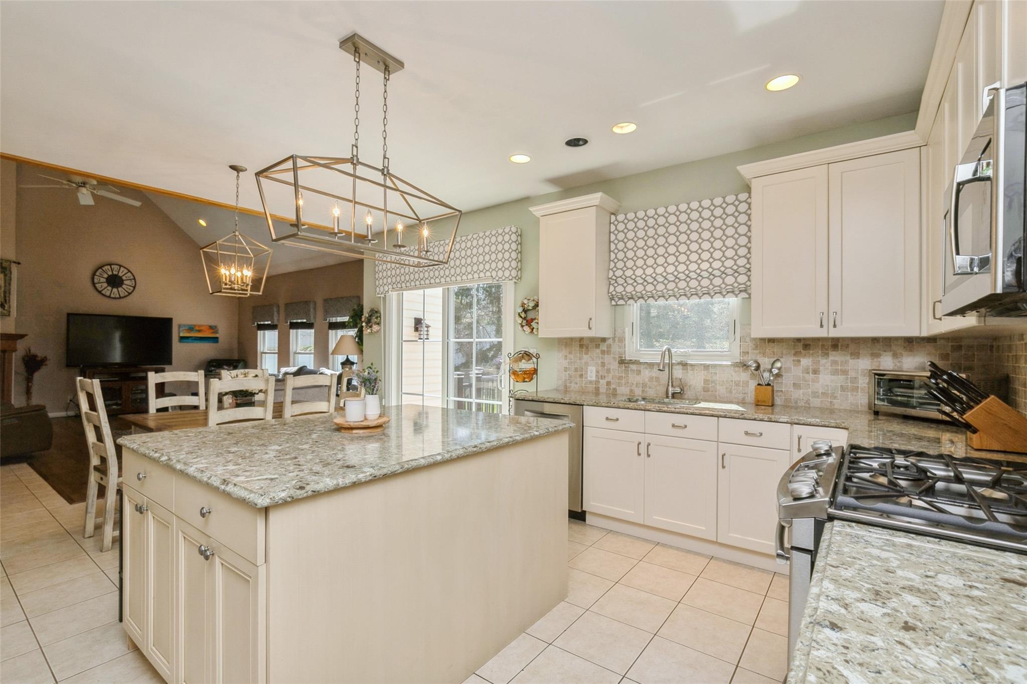 4 Sipala Court, East Northport, New York image 10