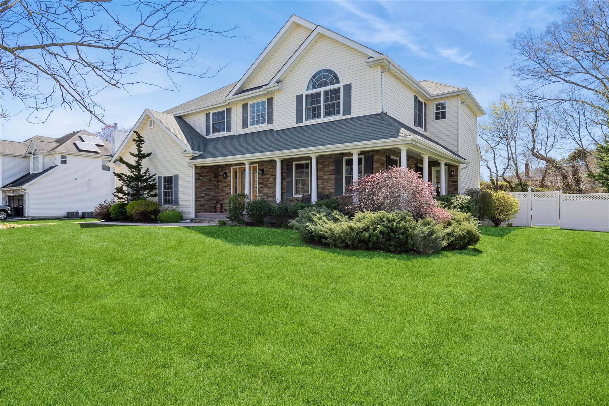 4 Sipala Court, East Northport, New York image 2