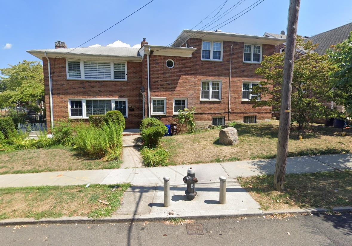 148th Street, Briarwood, Queens, NY - 3 Bedrooms  
2 Bathrooms - 