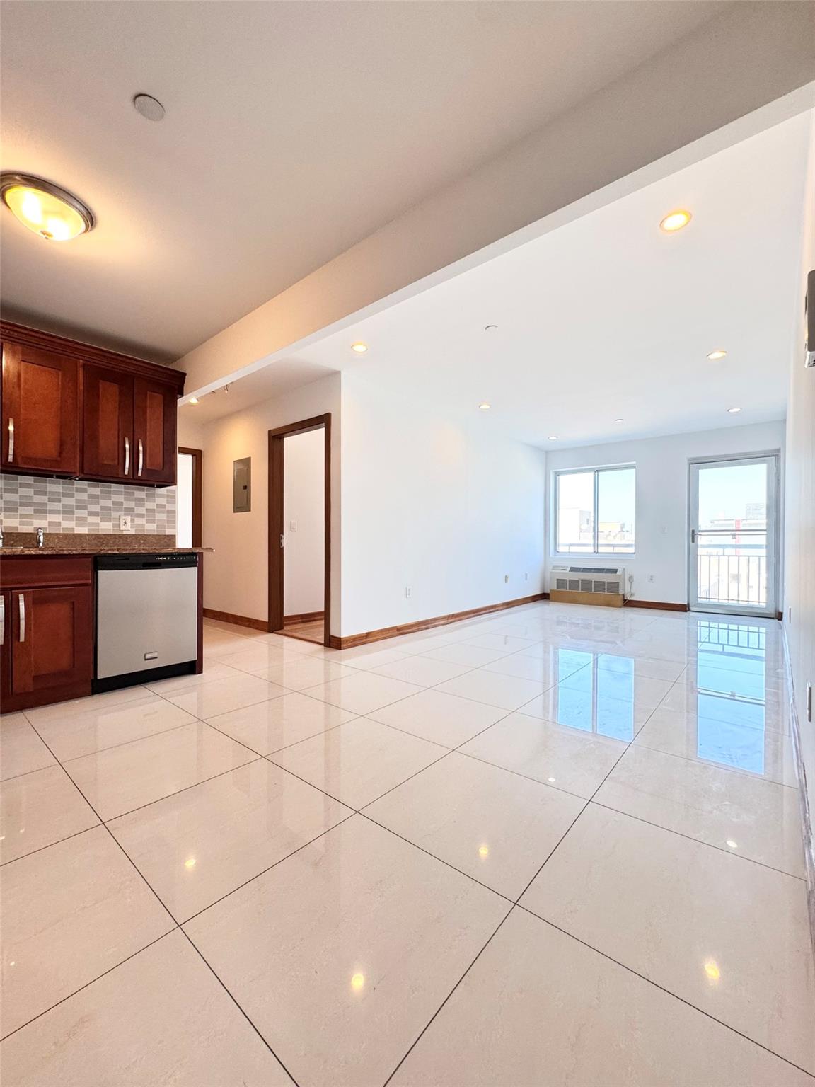 37-17 111th Street #5B, Corona, New York image 10
